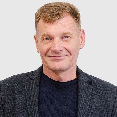 Augsti kvalificēts instruktors Elmārs Kaļva Rīgā